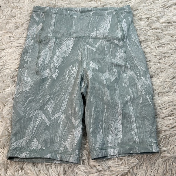 Lululemon Swift Speed High-Rise Short 8" Reverberate Chevron Jacquard Silver Blu - Picture 1 of 7